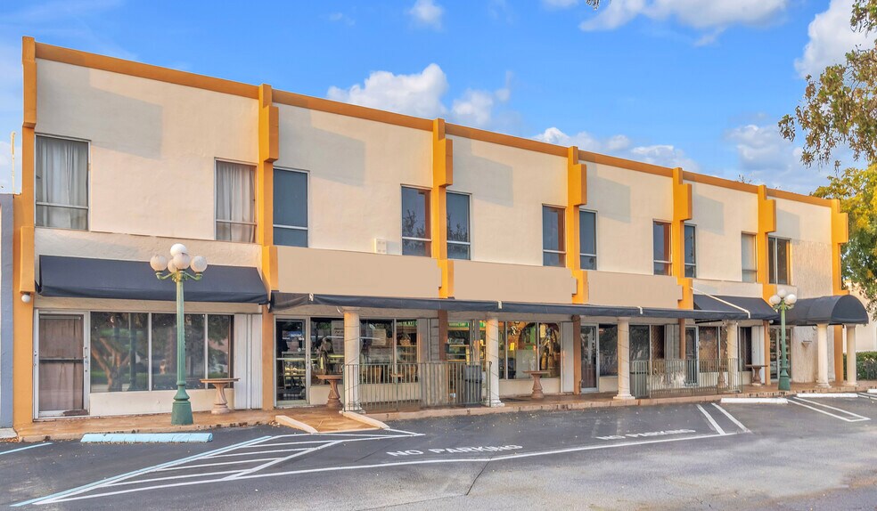 More Photos Of 11504 W Sample Rd, Coral Springs Restaurant For Sale