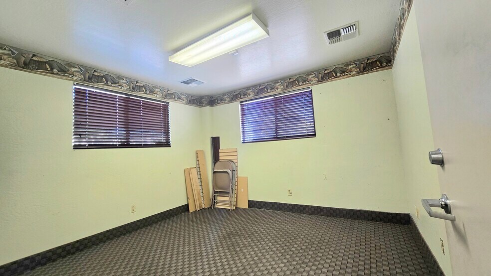 More Photos Of 22755 Antelope Blvd, Red Bluff General Retail For Lease