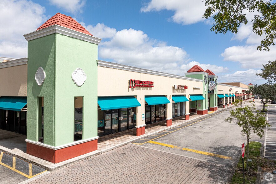 More Photos Of 5815-5889 Lake Worth Rd, Greenacres Unknown For Lease