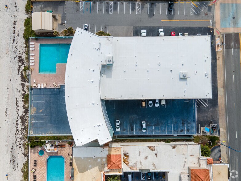 More Photos Of 800 N Atlantic Ave, Daytona Beach Hospitality For Sale