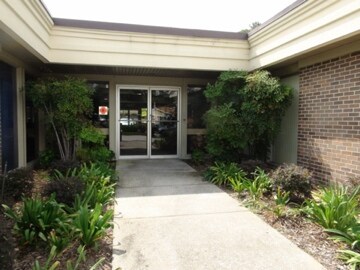 More Photos Of 1406 Kingsley Ave, Orange Park Medical For Lease