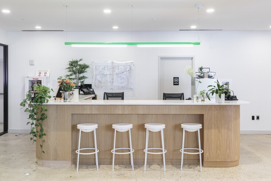 More Photos Of 160-170 Varick St, New York Coworking Space