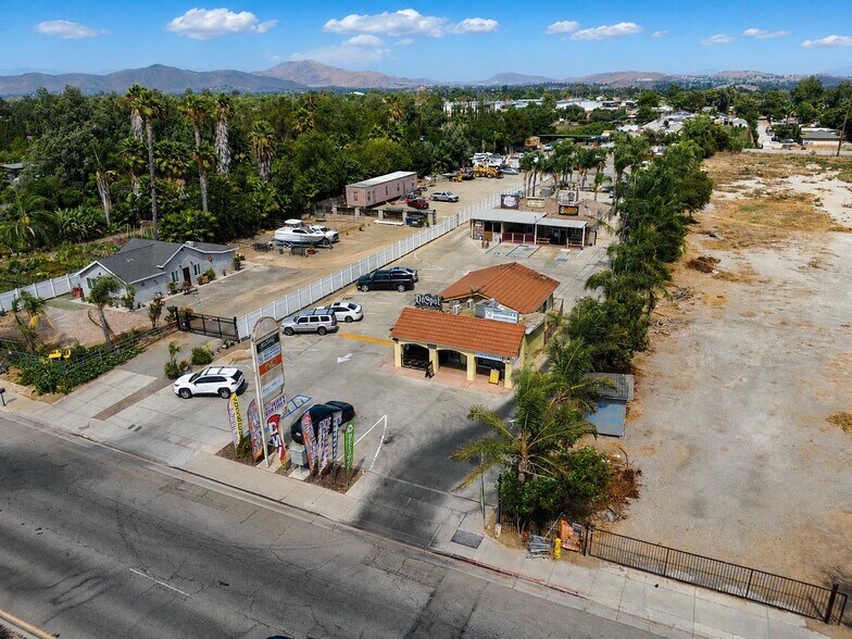 More Photos Of 5666 Etiwanda Ave, Jurupa Valley Storefront For Sale