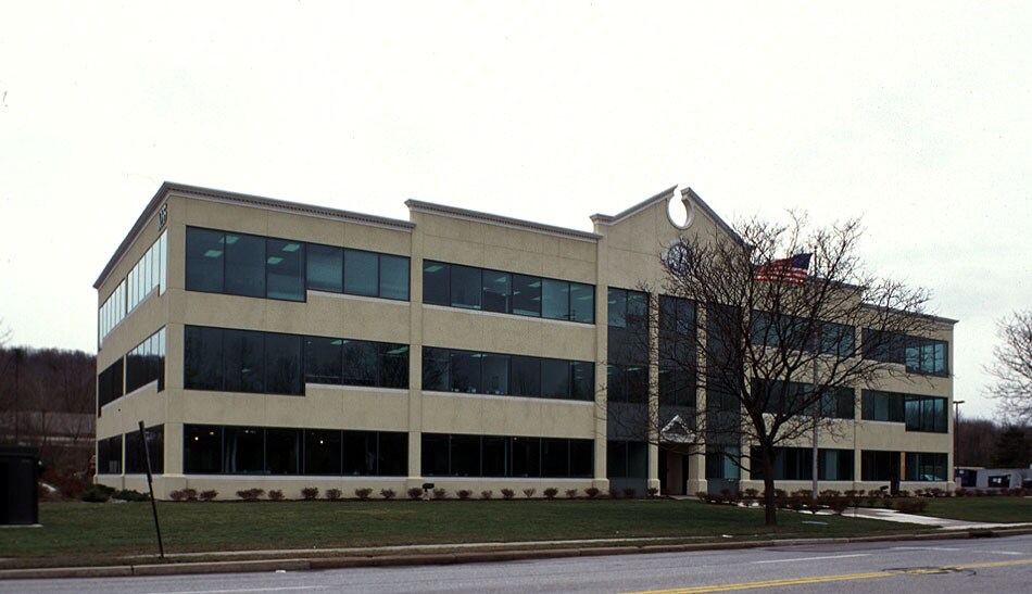 More Photos Of 1035 Virginia Dr, Fort Washington Office For Lease