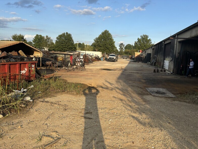 More Photos Of 1175 Big Orange Rd, Cordova Warehouse For Sale