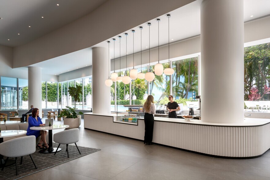 More Photos Of 100 SE 2nd St, Miami Office For Lease