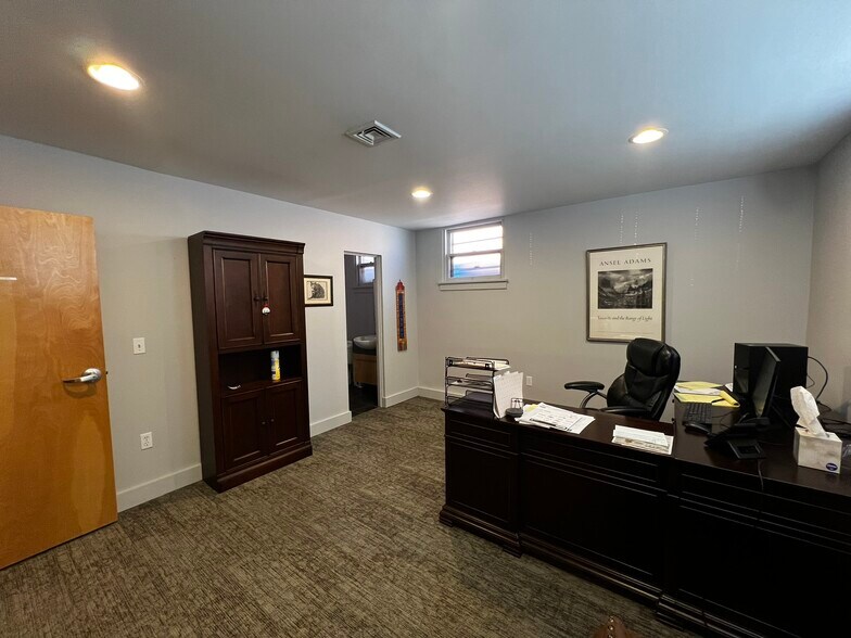 More Photos Of 711 N Cascade Ave, Colorado Springs Office For Lease
