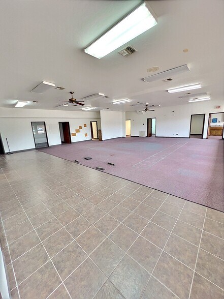 More Photos Of 1400 Lera, Weatherford Medical For Sale