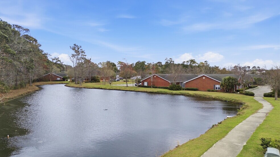 More Photos Of 100 Garden Manor Ct, Murrells Inlet Apartments For Sale