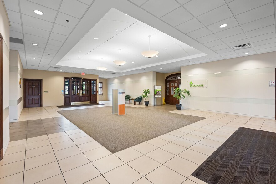More Photos Of 112 Long Hollow Pike, Goodlettsville Office For Lease