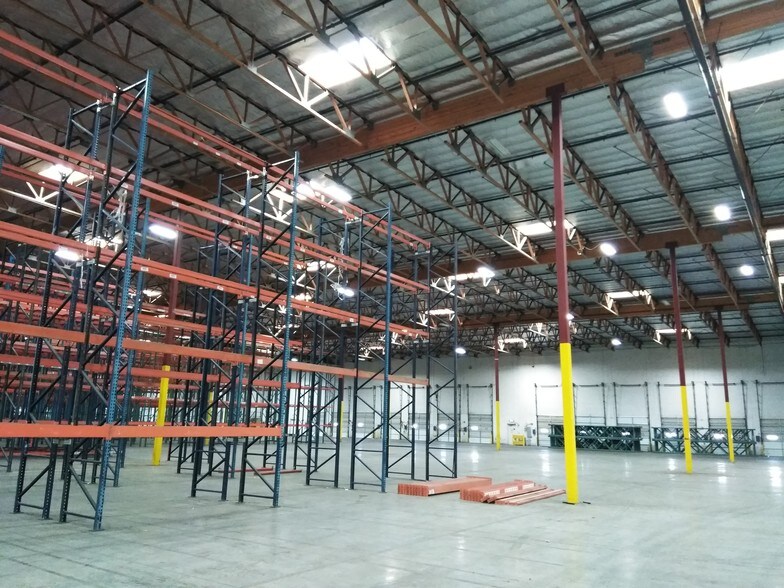 More Photos Of 2090 S Etiwanda Ave, Ontario Warehouse For Lease