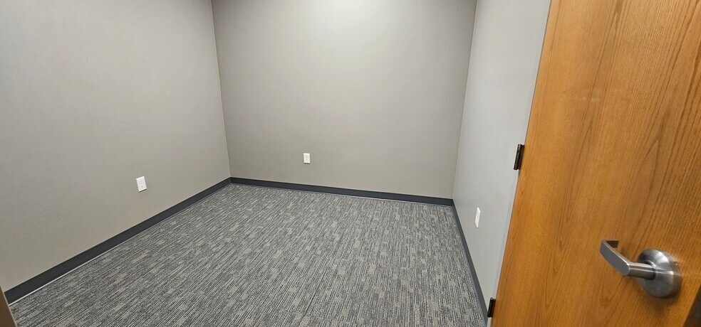 More Photos Of 4880 Library Rd, Bethel Park Medical For Lease