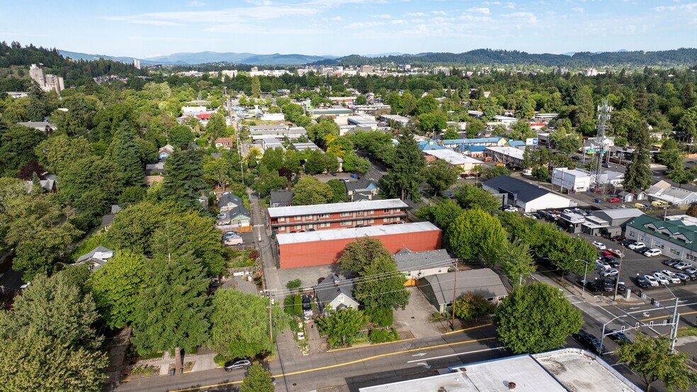 More Photos Of 1247-1257 W 6th Ave, Eugene Apartments For Sale