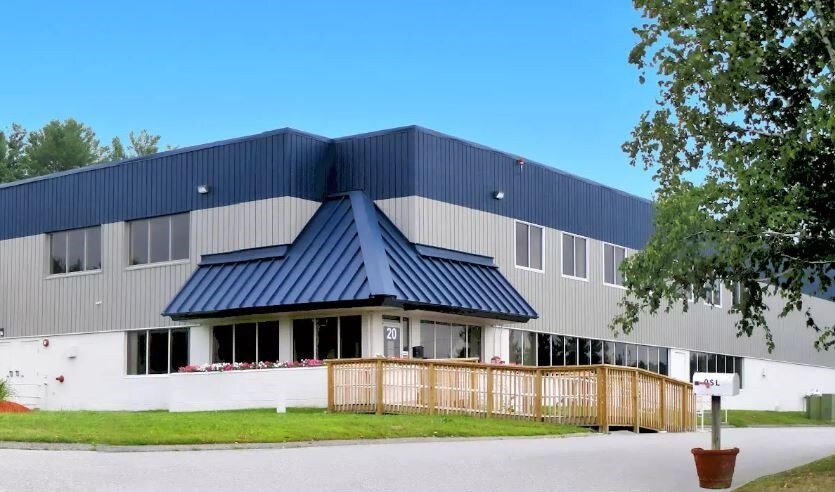 More Photos Of 20 Commercial Dr, Dracut Self Storage For Lease