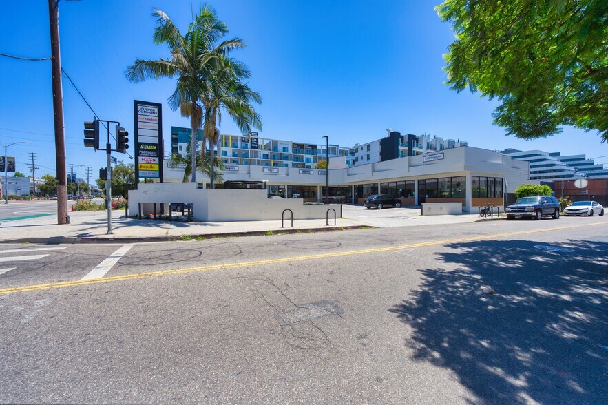 More Photos Of 10020-10036 Venice Blvd, Culver City Freestanding For Lease