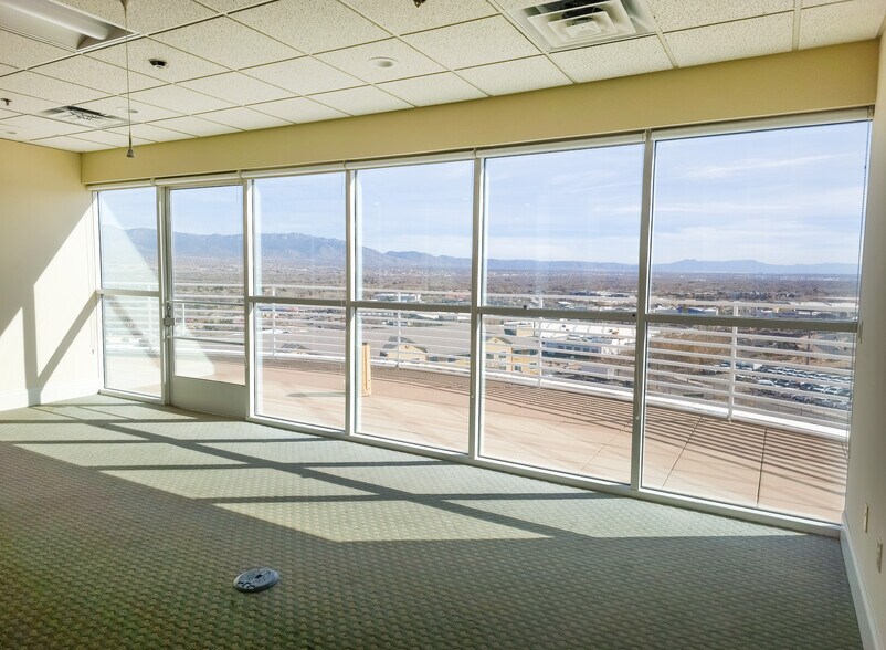 More Photos Of 2600 The American Rd SE, Rio Rancho Office For Lease