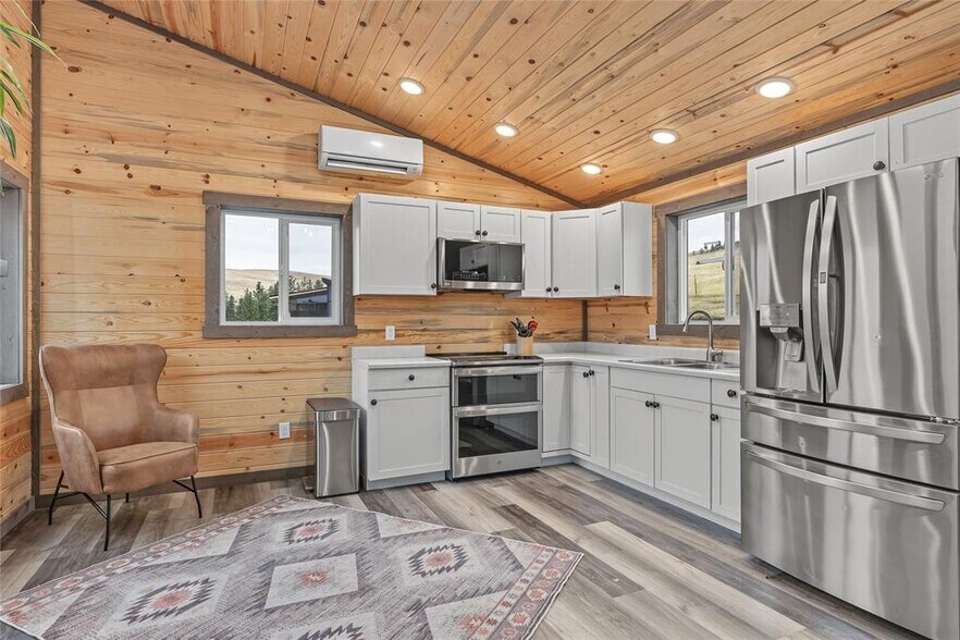More Photos Of 7000 Browns Meadow Rd, Niarada Multifamily For Sale