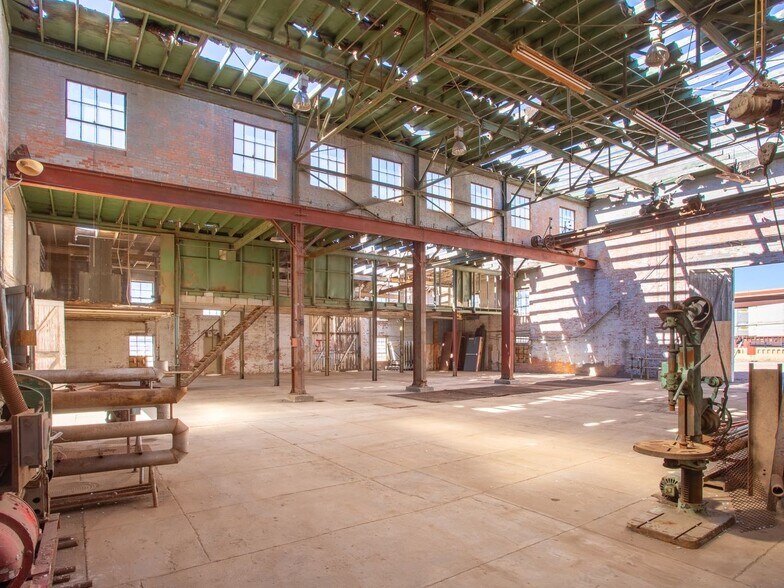 More Photos Of , Lubbock General Retail For Sale