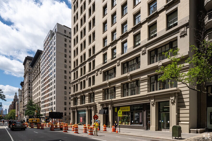 More Photos Of 100-104 5th Ave, New York Office For Lease