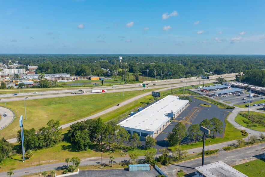 More Photos Of 3045 Scarlett St, Brunswick Industrial For Lease