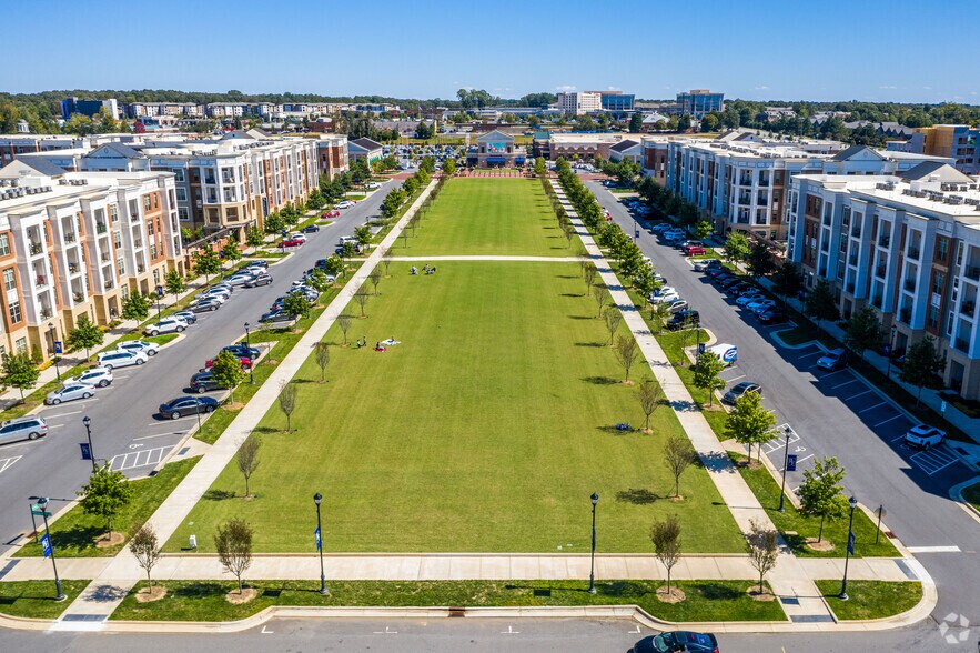 More Photos Of 7420 N Rea Park Ln, Charlotte Apartments For Lease