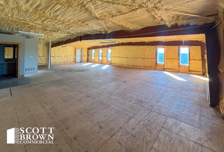 More Photos Of 212 Lake Rd, Bridgeport Industrial For Sale