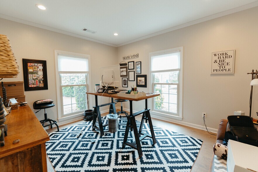More Photos Of 540 SE Powder Springs St, Marietta Office Residential For Sale