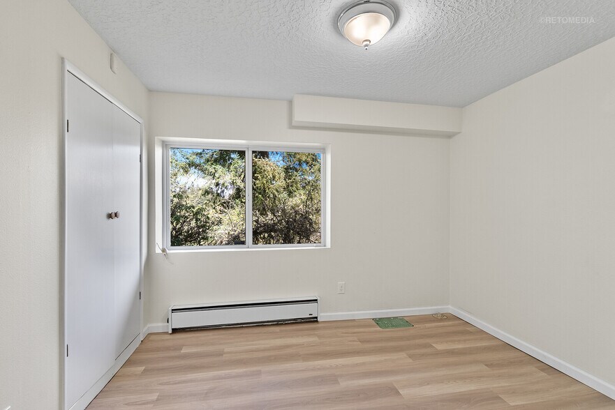 More Photos Of 3020-3024 SW 12th Ave, Portland Apartments For Sale