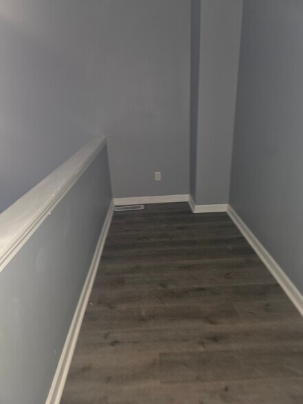 More Photos Of 6846 S Lakewood Ter, Douglasville Specialty For Sale