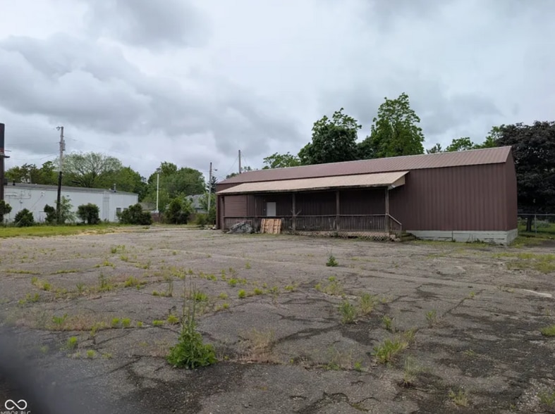 More Photos Of 1113 S Madison Ave, Anderson Warehouse For Sale