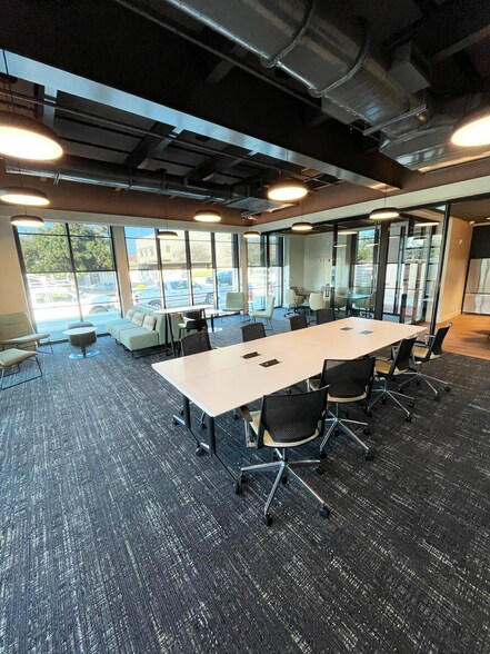 More Photos Of 314 Magnolia Ave, Fairhope Coworking Space