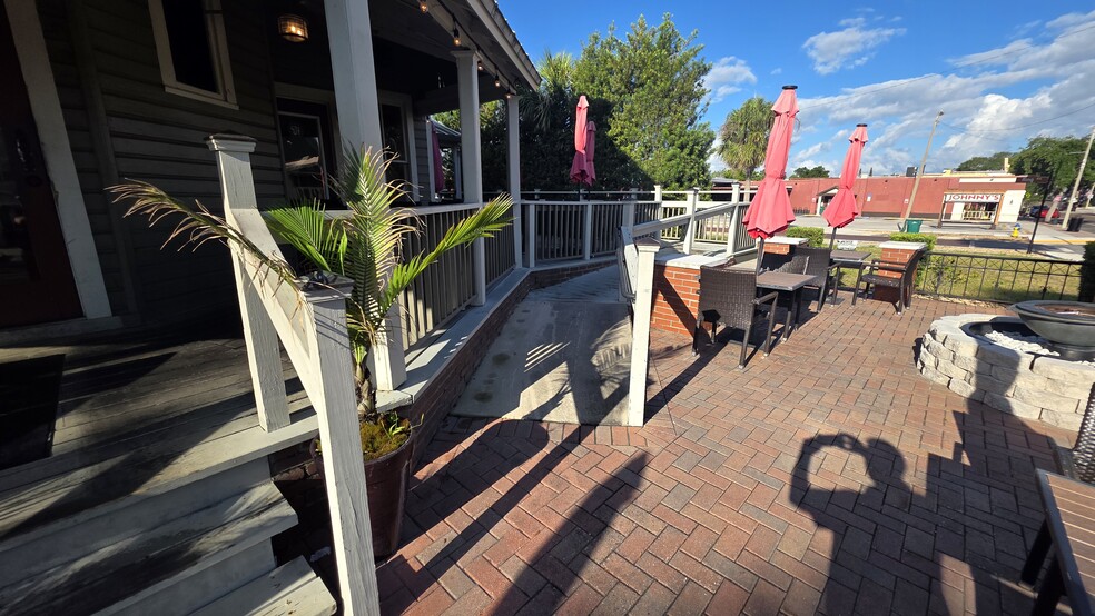 More Photos Of 310 E Tarpon Ave, Tarpon Springs Storefront Retail Residential For Sale