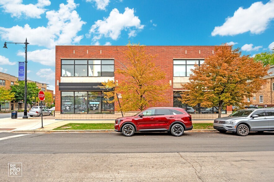 More Photos Of 4323 W Irving Park Rd, Chicago Storefront Retail Office For Sale