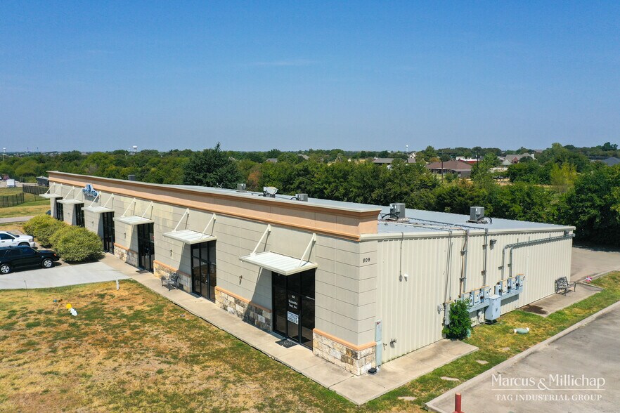 More Photos Of 809 Boaz Cir, Wylie Industrial For Sale