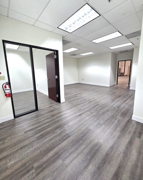 More Photos Of 29300 Kohoutek Way, Union City Industrial For Sale