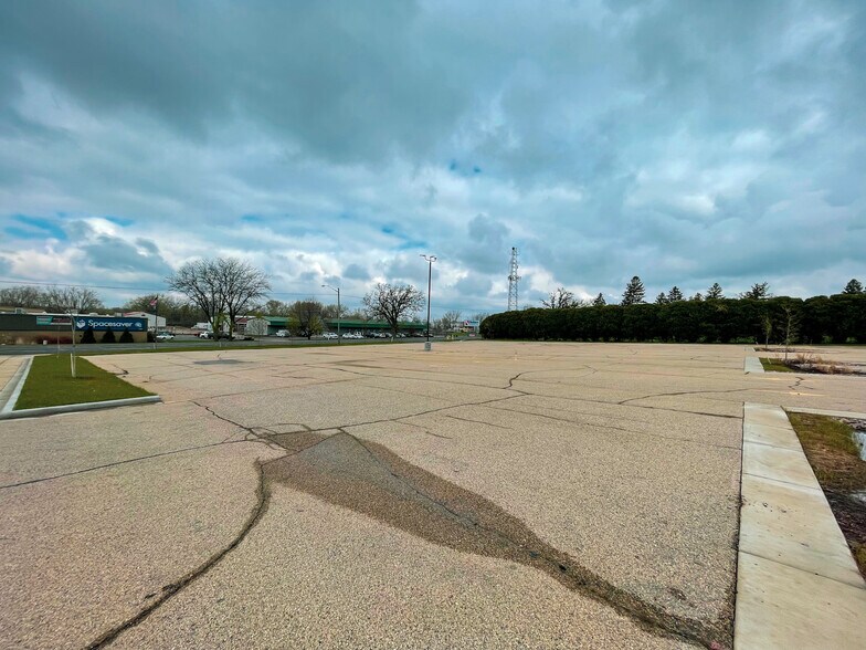 More Photos Of Lot 1 Janesville ave, Fort Atkinson Land For Sale