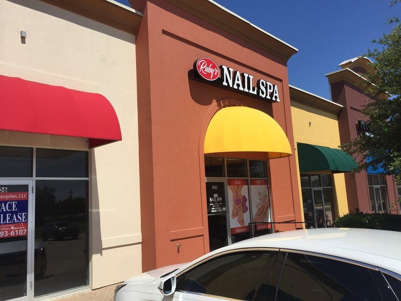 More Photos Of 2202 US Highway 380, Bridgeport Unknown For Lease