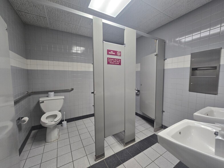 More Photos Of 1000 Clifton Ave, Clifton Office For Lease