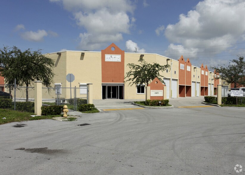 More Photos Of 10871 SW 188th St, Miami Light Manufacturing For Sale