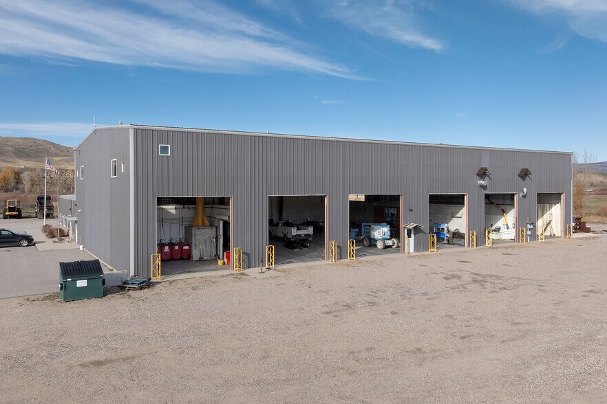 More Photos Of 1545 W Jefferson Ave, Hayden Industrial For Sale