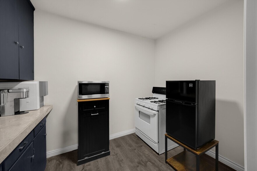 More Photos Of 126 N Euclid St, Fullerton Office Residential For Sale