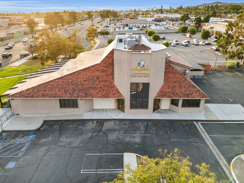 Primary Photo Of 345 W Foothill Blvd, Upland Restaurant For Sale