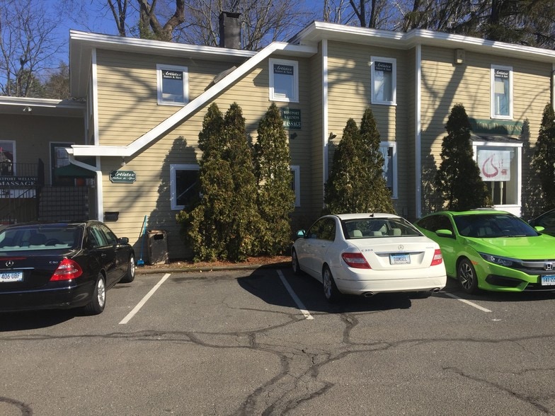 More Photos Of 190 Main St, Westport Unknown For Lease