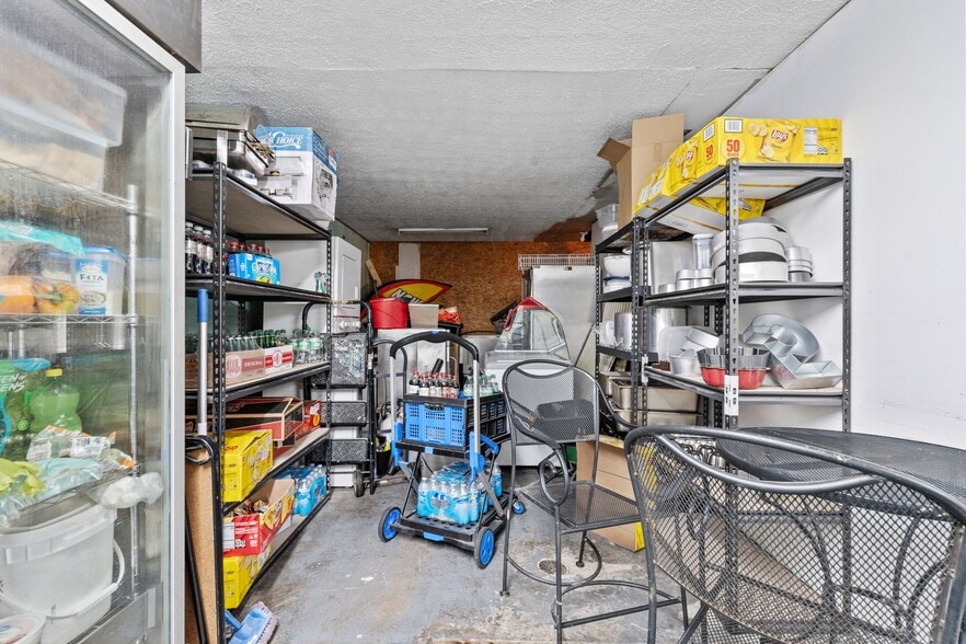 More Photos Of 808 Bypass Rd, Winchester Freestanding For Sale