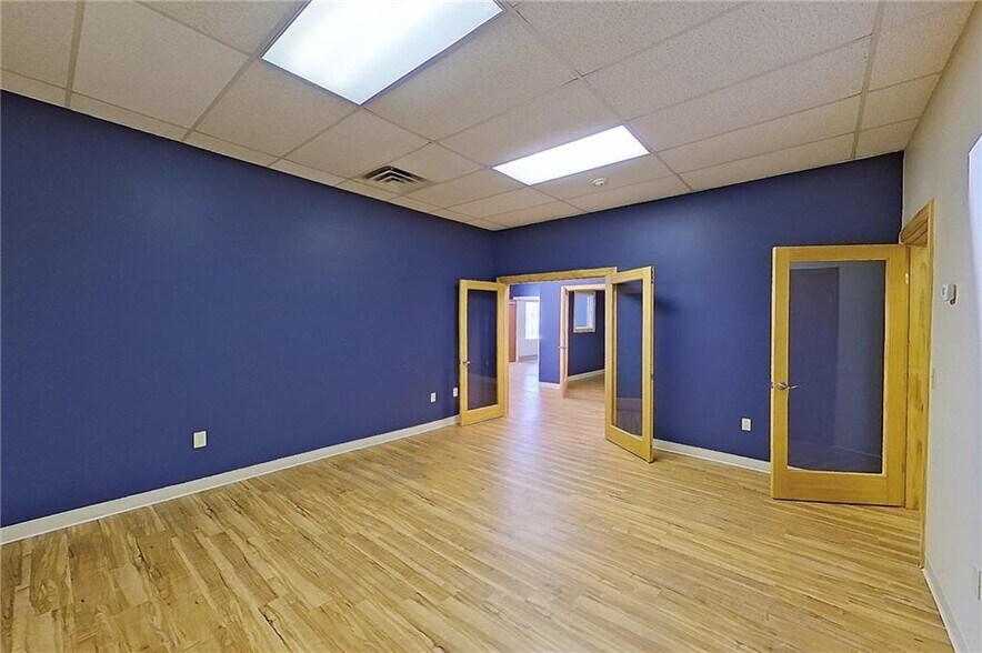More Photos Of 3769 Old Post Rd, Charlestown Medical For Lease