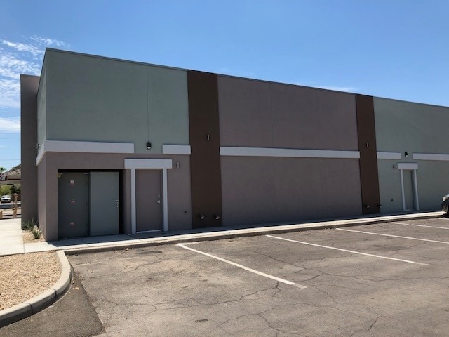 More Photos Of 2140 E Cactus Rd, Phoenix Storefront Retail Office For Sale