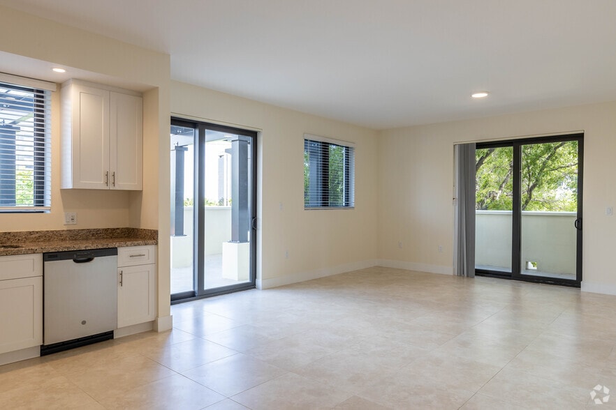 More Photos Of 1091 Galiano St, Coral Gables Apartments For Sale