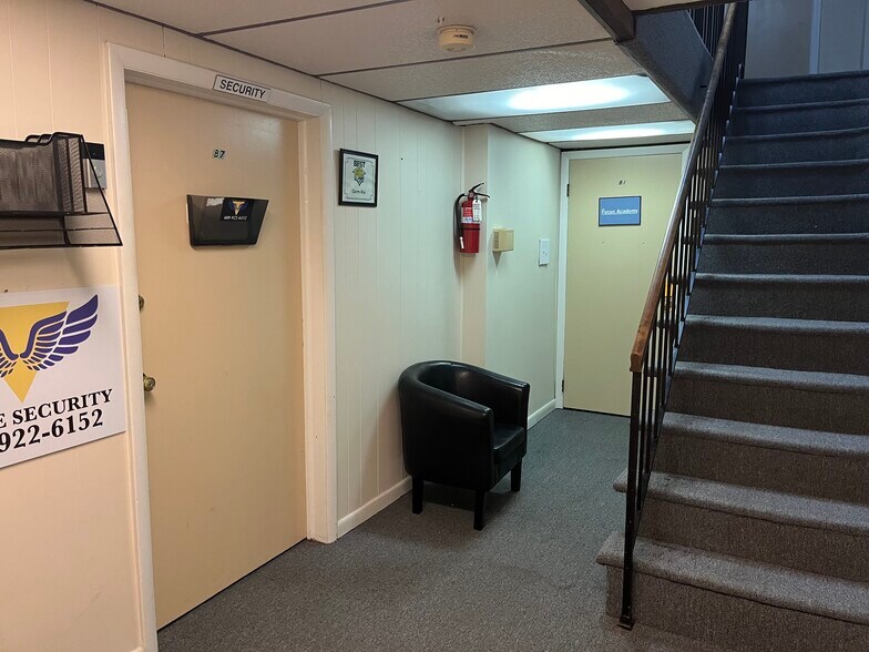 More Photos Of 901 Old Marlton Pike W, Marlton Medical For Sale