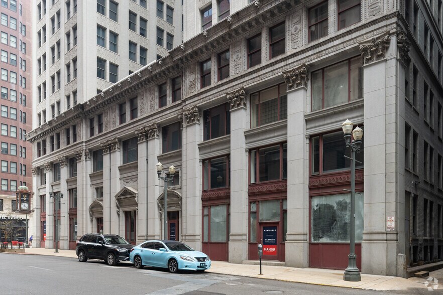 More Photos Of 300 N Broadway, Saint Louis Apartments For Sale