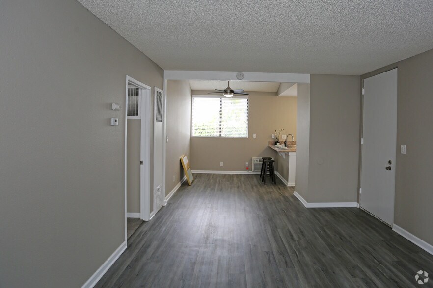 More Photos Of 516 S Indian Hill Blvd, Claremont Apartments For Sale